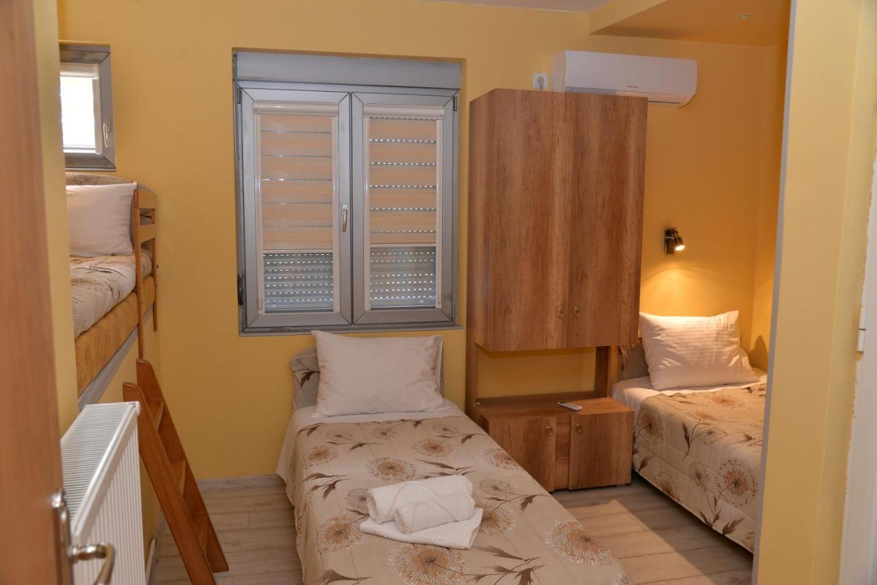 Hotel Casablanca Ni Exterior foto